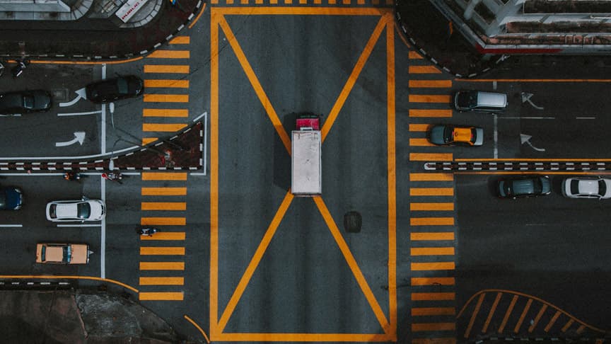 traffic-intersection-aerial-view traffic-intersection-aerial-view