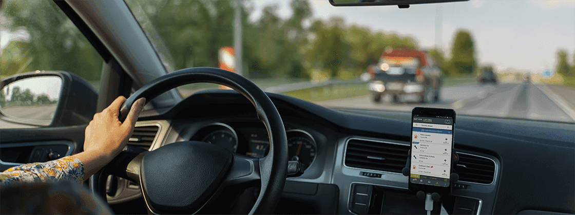 article-hero-fuel-efficient-driving-habits article-hero-fuel-efficient-driving-habits