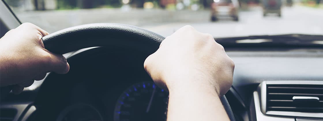 article-hero-man-driving-traffic article-hero-man-driving-traffic